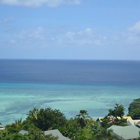 Manfiyo Guest House Anse Boileau Exterior photo